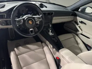 PORSCHE 991 II Carrera S Coupe 991-2