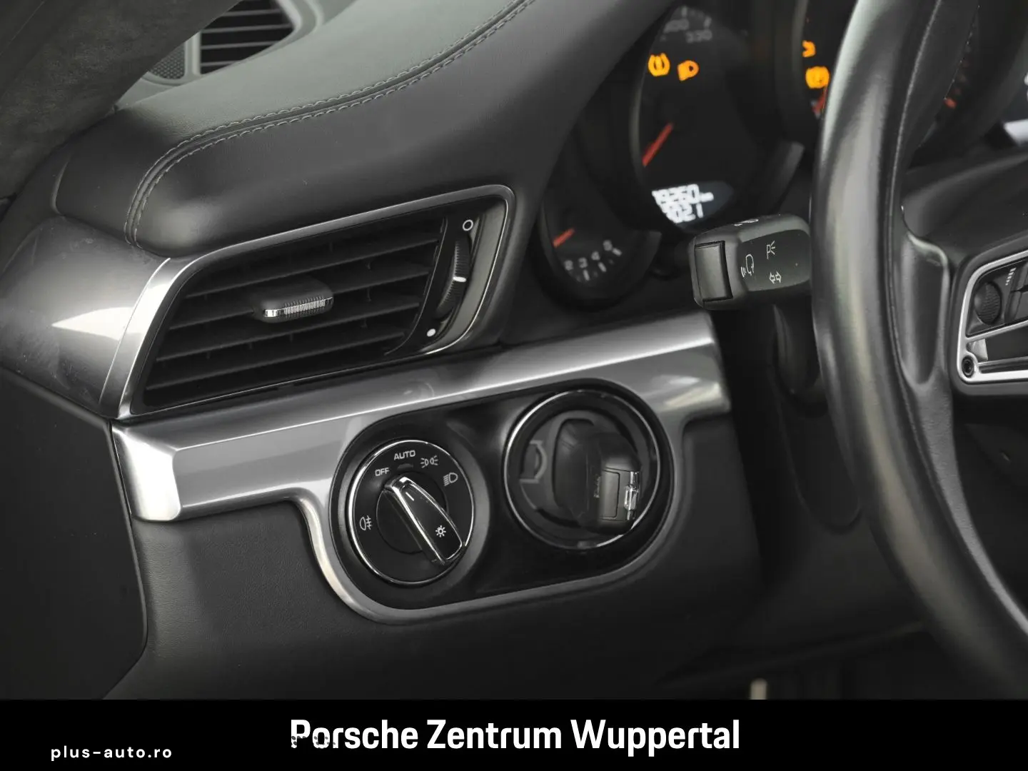 PORSCHE 991 911 Carrera Sitzbelüftung Rückfahrkamera