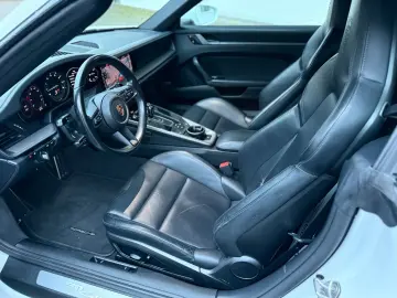 PORSCHE 911 Carrera Cabriolet BOSE Kamera Spurhalte ACC