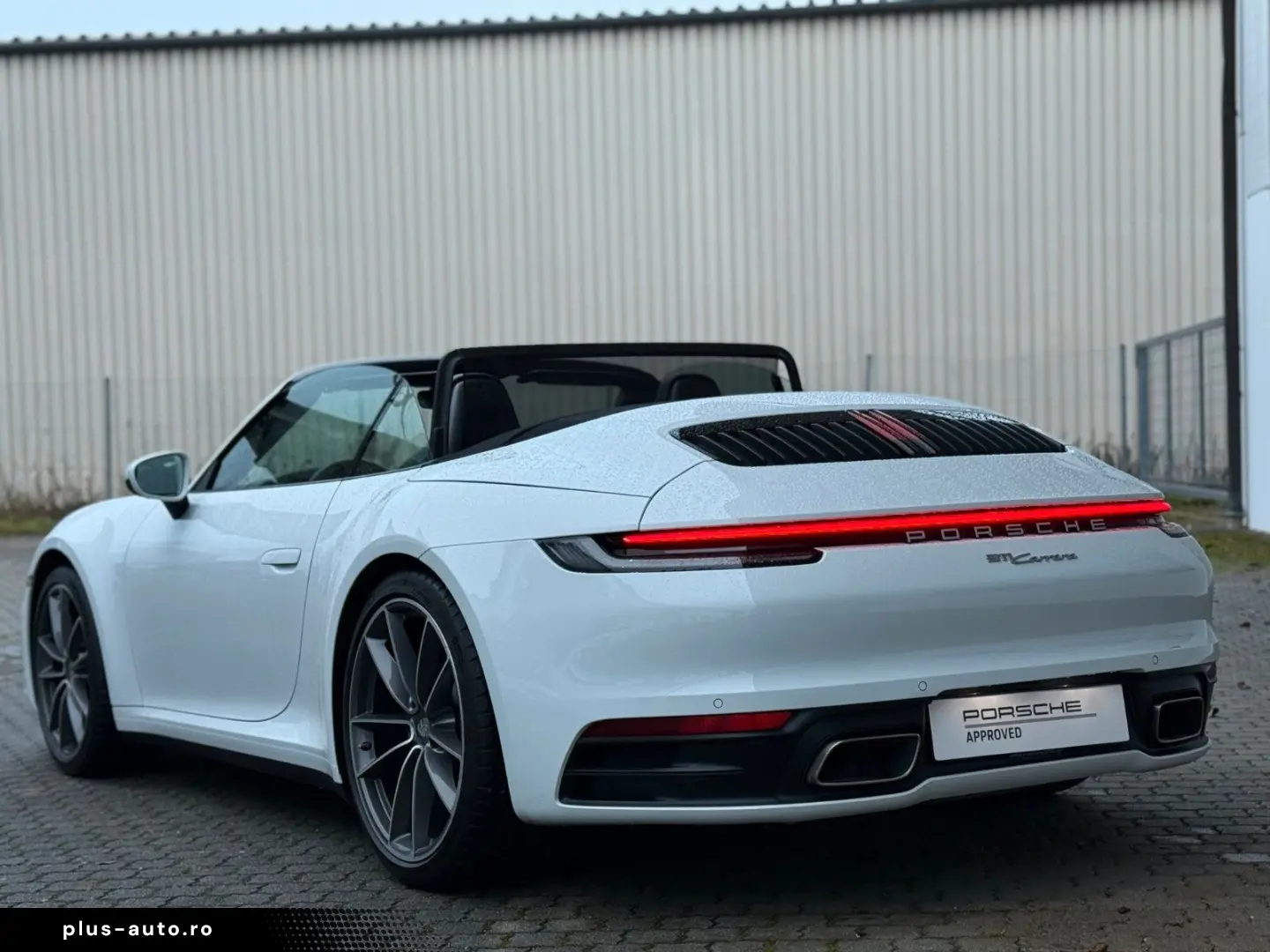 PORSCHE 911 Carrera Cabriolet BOSE Kamera Spurhalte ACC
