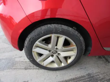 RENAULT CLIO 1.0 TCe 100CP Zen