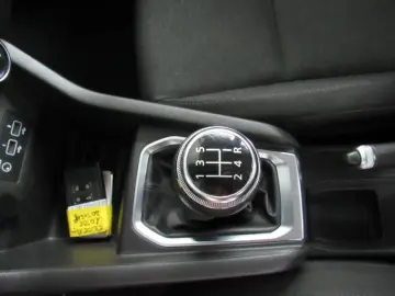 RENAULT CLIO 1.0 TCe 100CP Zen