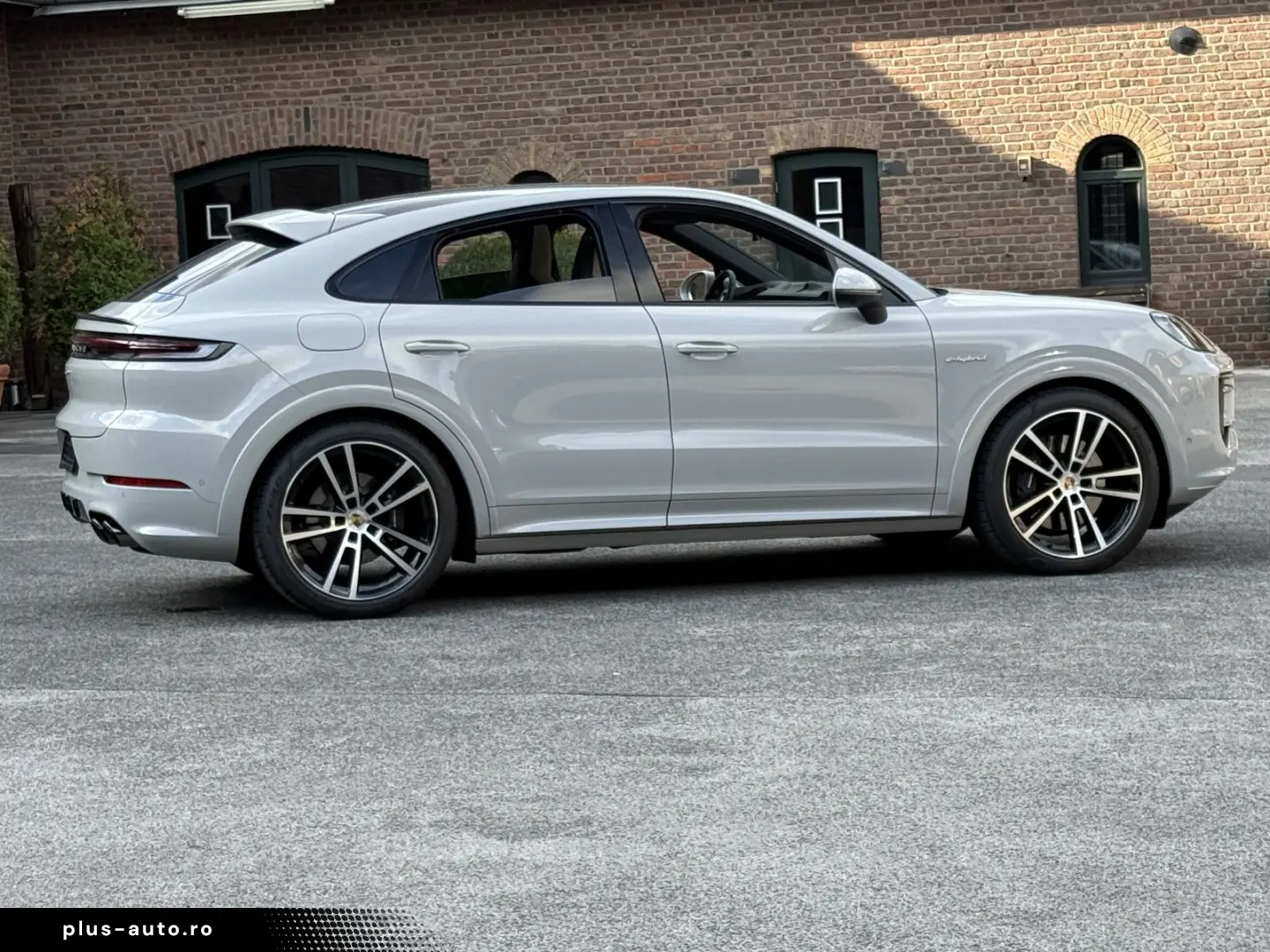 PORSCHE Cayenne E-Hybrid Coupe
