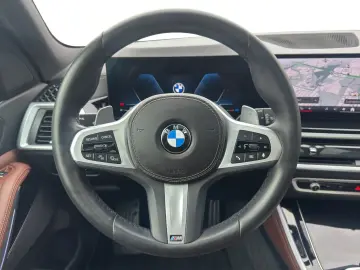 BMW X5 xDr30d M Sportpaket LED Navi SkyLounge ParkAs