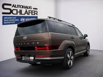 HYUNDAI SANTA FE 1.6T-GDI Signature Plug-In H. 4WD