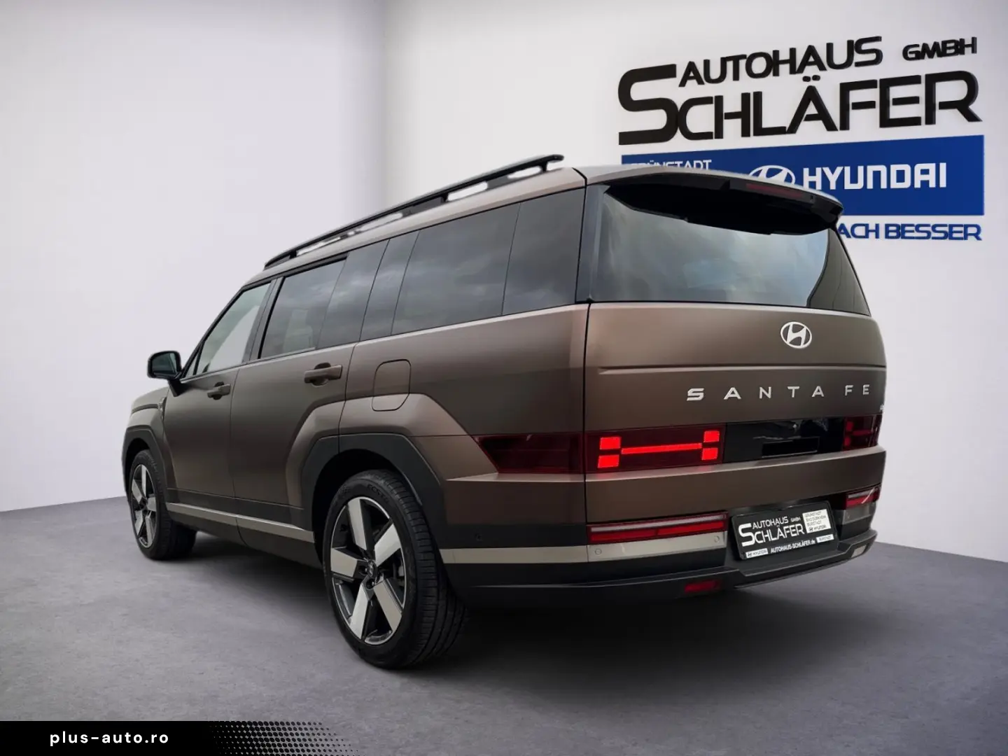 HYUNDAI SANTA FE 1.6T-GDI Signature Plug-In H. 4WD