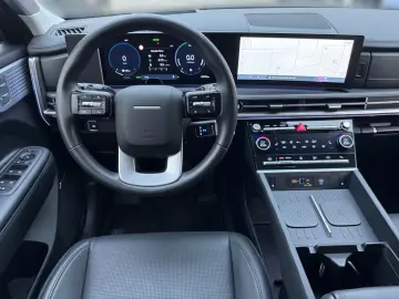 HYUNDAI SANTA FE 1.6T-GDI Signature Plug-In H. 4WD