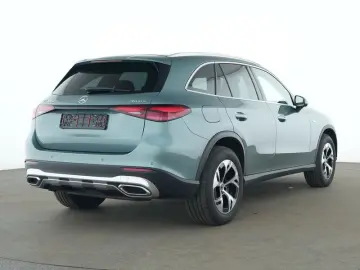 MERCEDES-BENZ GLC 300 e 4M Avantgarde Pano AHK MEMOR&hellip;