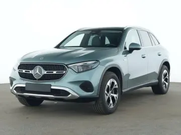 MERCEDES-BENZ GLC 300 e 4M Avantgarde Pano AHK MEMOR&hellip;