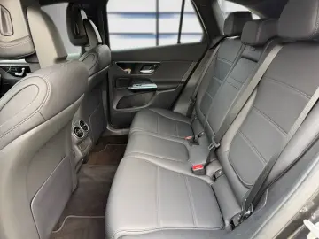 MERCEDES-BENZ GLC 300 e 4M AMG AHK Night Sitzklima M&hellip;