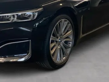 BMW 730d xDrive Massage Driv.Assist.Prof Harman K