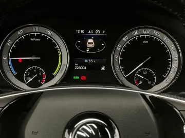 Skoda Superb Gen-Iii-2015