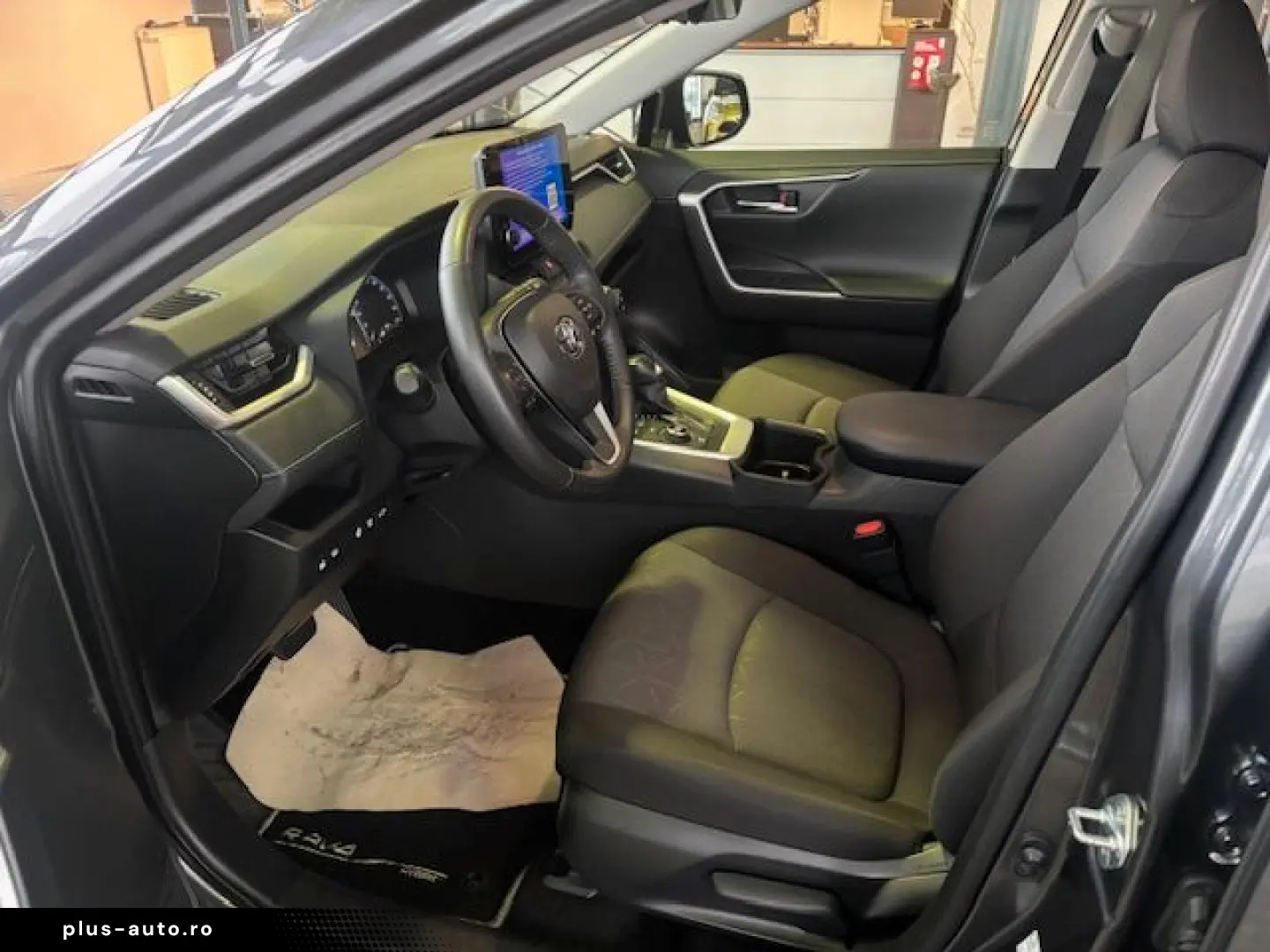 TOYOTA RAV 4 2.5 4x4 Hybrid Team Deutschland