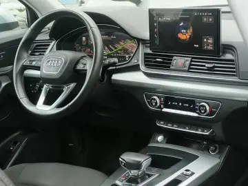 Audi Q5 Gen-Fy-2016