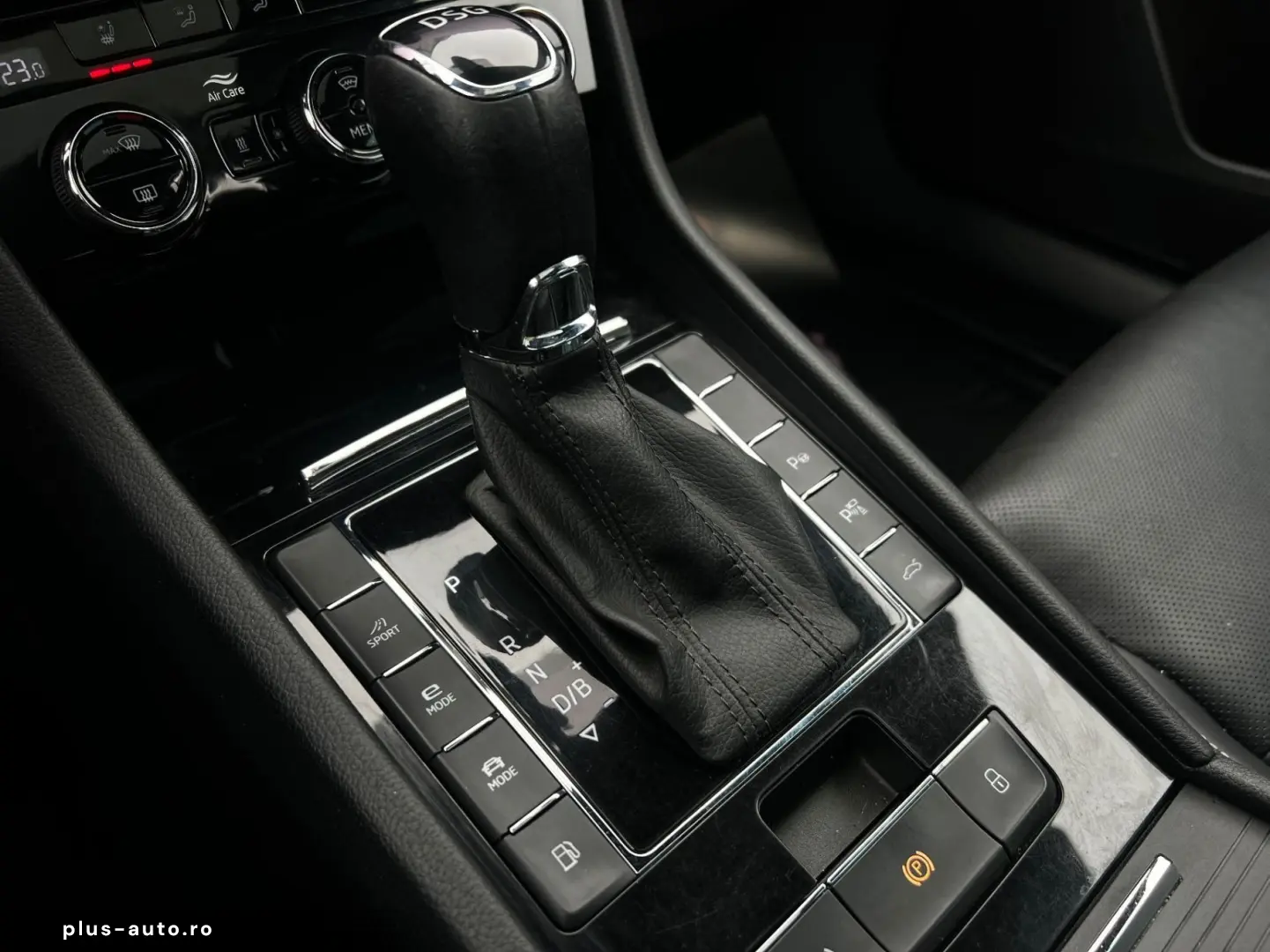 Skoda Superb Gen-Iii-2015