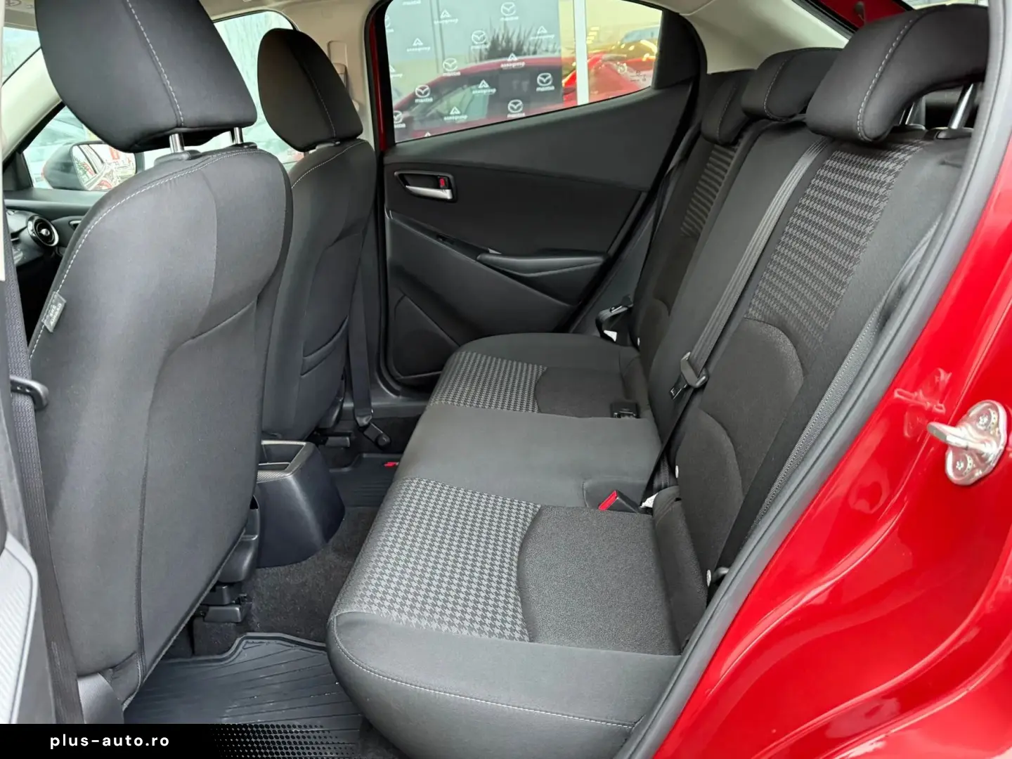 Mazda 2 Takumi 1.5 Benzina 90 Cp