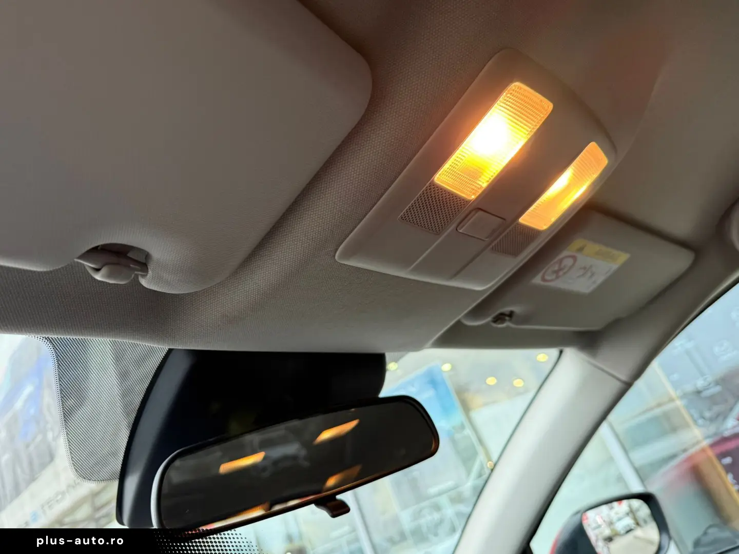 Mazda 2 Takumi 1.5 Benzina 90 Cp