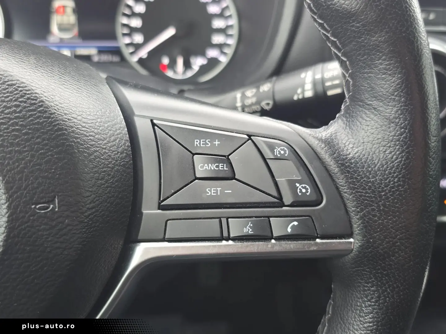 Nissan Juke 1.6 Full Hybrid 143 CP N-Connecta