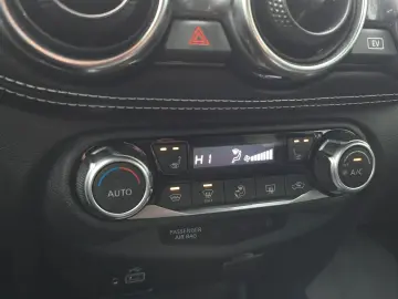 Nissan Juke 1.6 Full Hybrid 143 CP N-Connecta