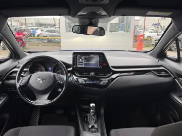 Toyota C-HR 1.8 HSD C-ENTER