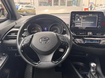 Toyota C-HR 1.8 HSD C-ENTER