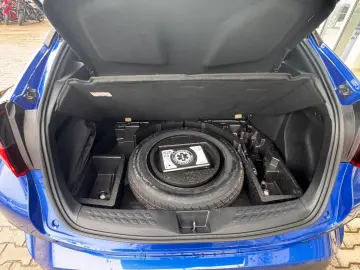 Toyota C-HR 1.8 HSD C-ENTER