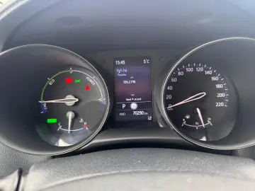 Toyota C-HR 1.8 HSD C-ENTER