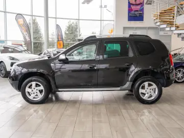 Dacia Duster 1.6i 16v  Laureate