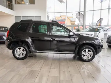 Dacia Duster 1.6i 16v  Laureate