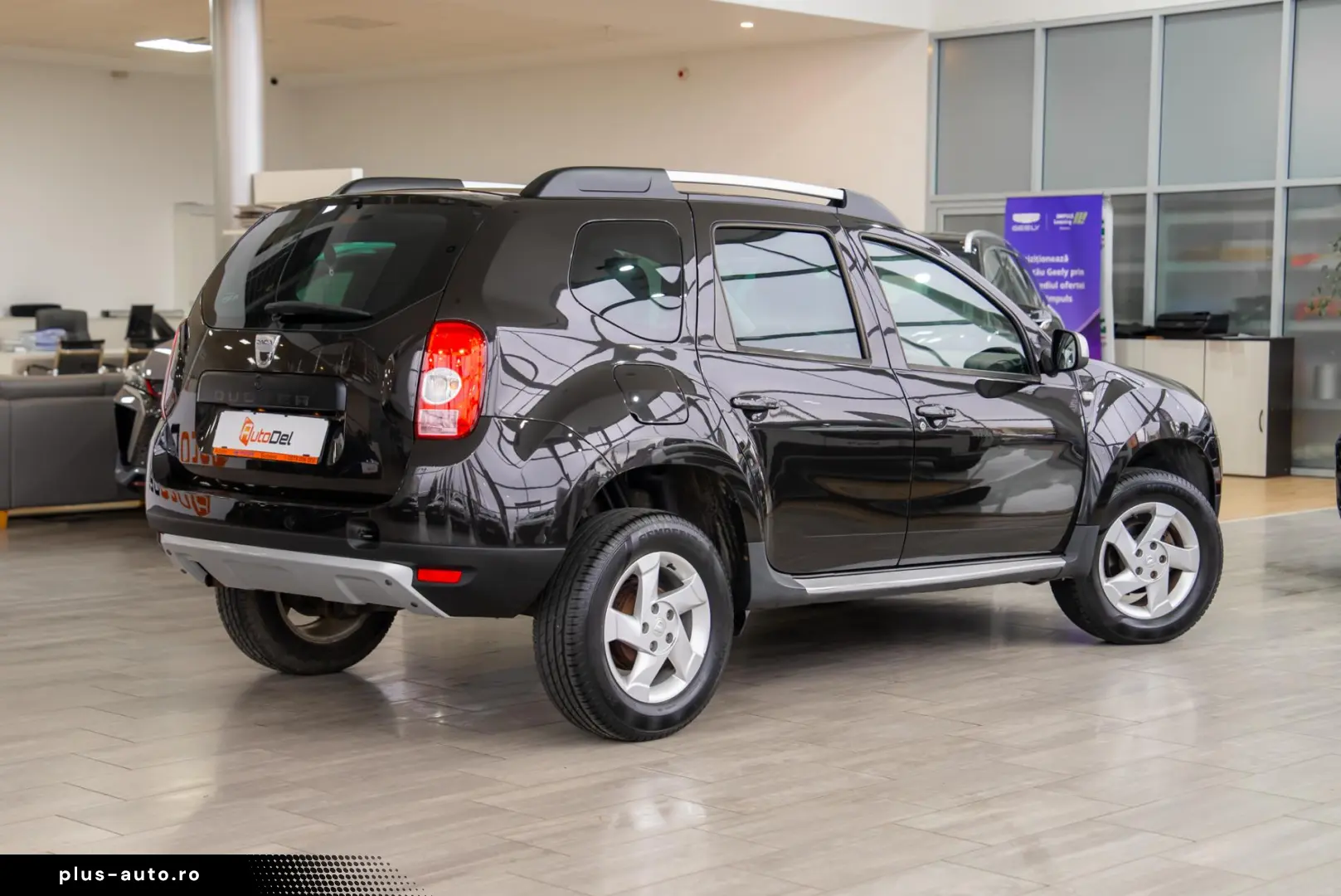 Dacia Duster 1.6i 16v  Laureate