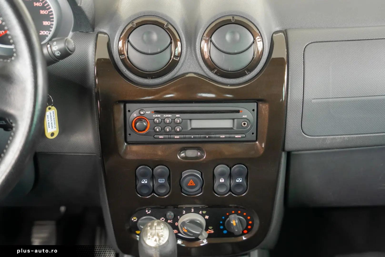 Dacia Duster 1.6i 16v  Laureate