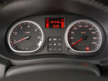 Dacia Duster 1.6i 16v  Laureate