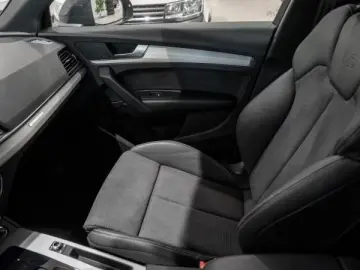 Audi Q5 SUV 40 TDI quattro S tronic