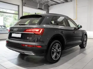 Audi Q5 SUV 40 TDI quattro S tronic