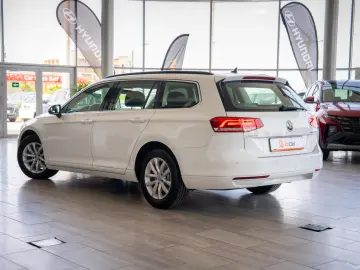 Volkswagen Passat Variant 2.0TDI DSG  Comfortline