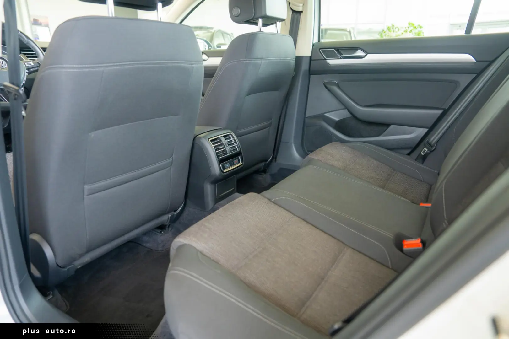 Volkswagen Passat Variant 2.0TDI DSG  Comfortline