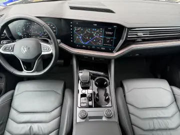 VW Touareg 3.0 TDI Elegance ACC Luftf. App-Con AHK