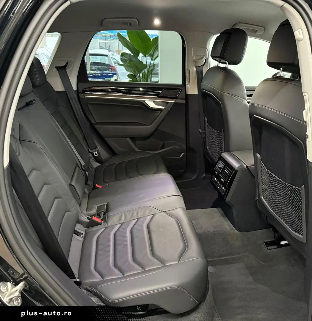 VW Touareg 3.0 TDI Elegance ACC Luftf. App-Con AHK