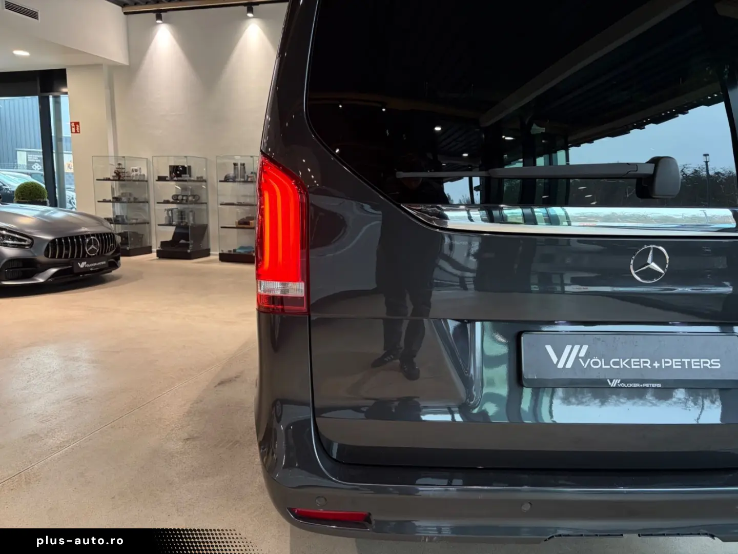 MERCEDES-BENZ V 300 d EDITION LED AHK 360 TISCH 6 SI&hellip;