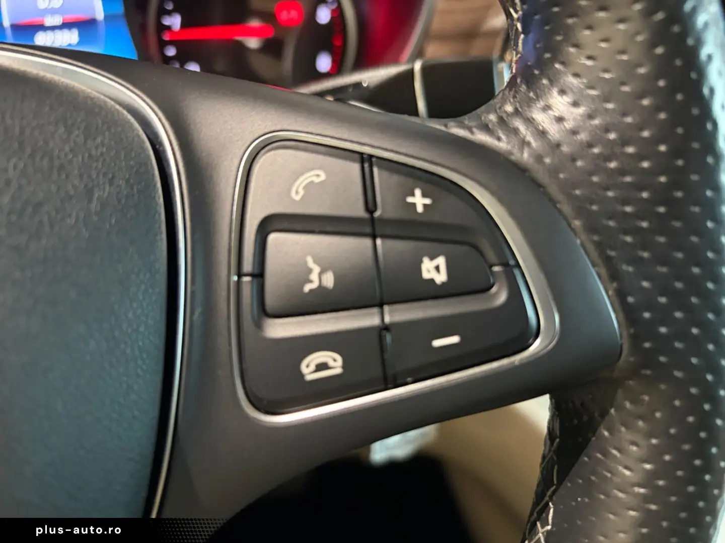 MERCEDES-BENZ V 300 d EDITION LED AHK 360 TISCH 6 SI&hellip;