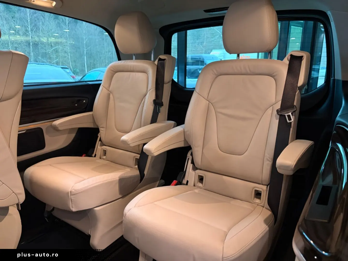 MERCEDES-BENZ V 300 d EDITION LED AHK 360 TISCH 6 SI&hellip;