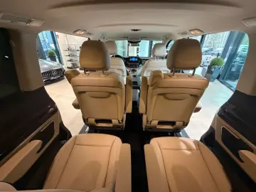 MERCEDES-BENZ V 300 d EDITION LED AHK 360 TISCH 6 SI&hellip;