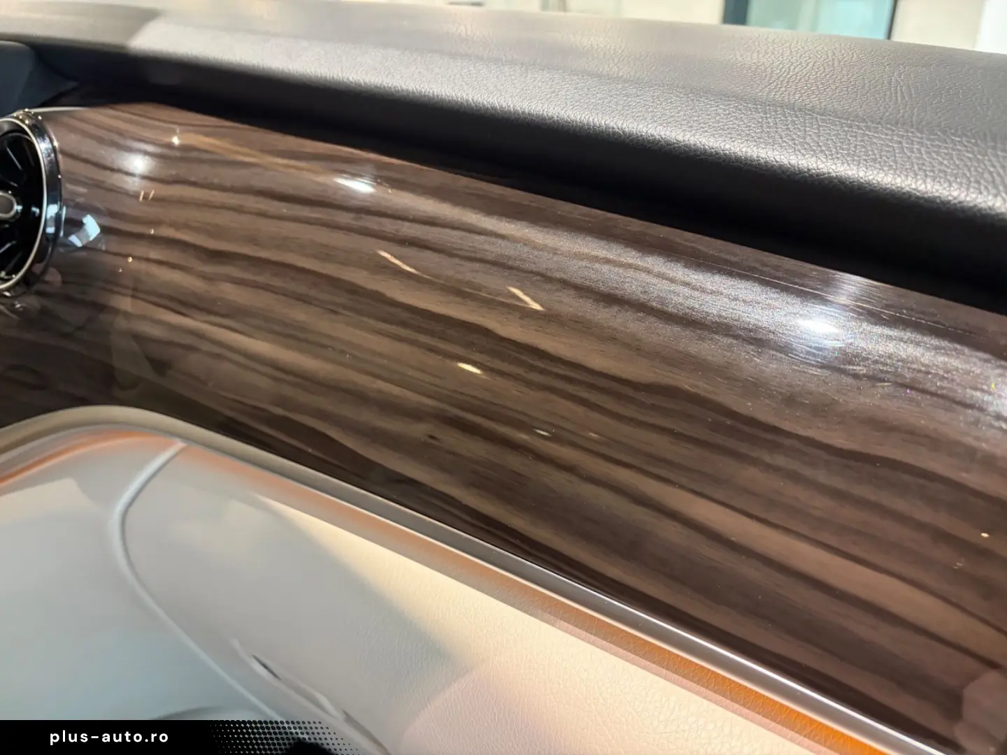 MERCEDES-BENZ V 300 d EDITION LED AHK 360 TISCH 6 SI&hellip;