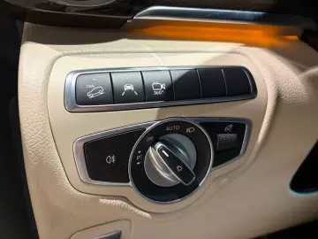 MERCEDES-BENZ V 300 d EDITION LED AHK 360 TISCH 6 SI&hellip;