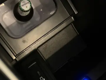 MERCEDES-BENZ V 300 d EDITION LED AHK 360 TISCH 6 SI&hellip;