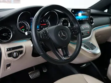 MERCEDES-BENZ V 250d 9G MY22 Avantgarde Kompakt AMG &hellip;