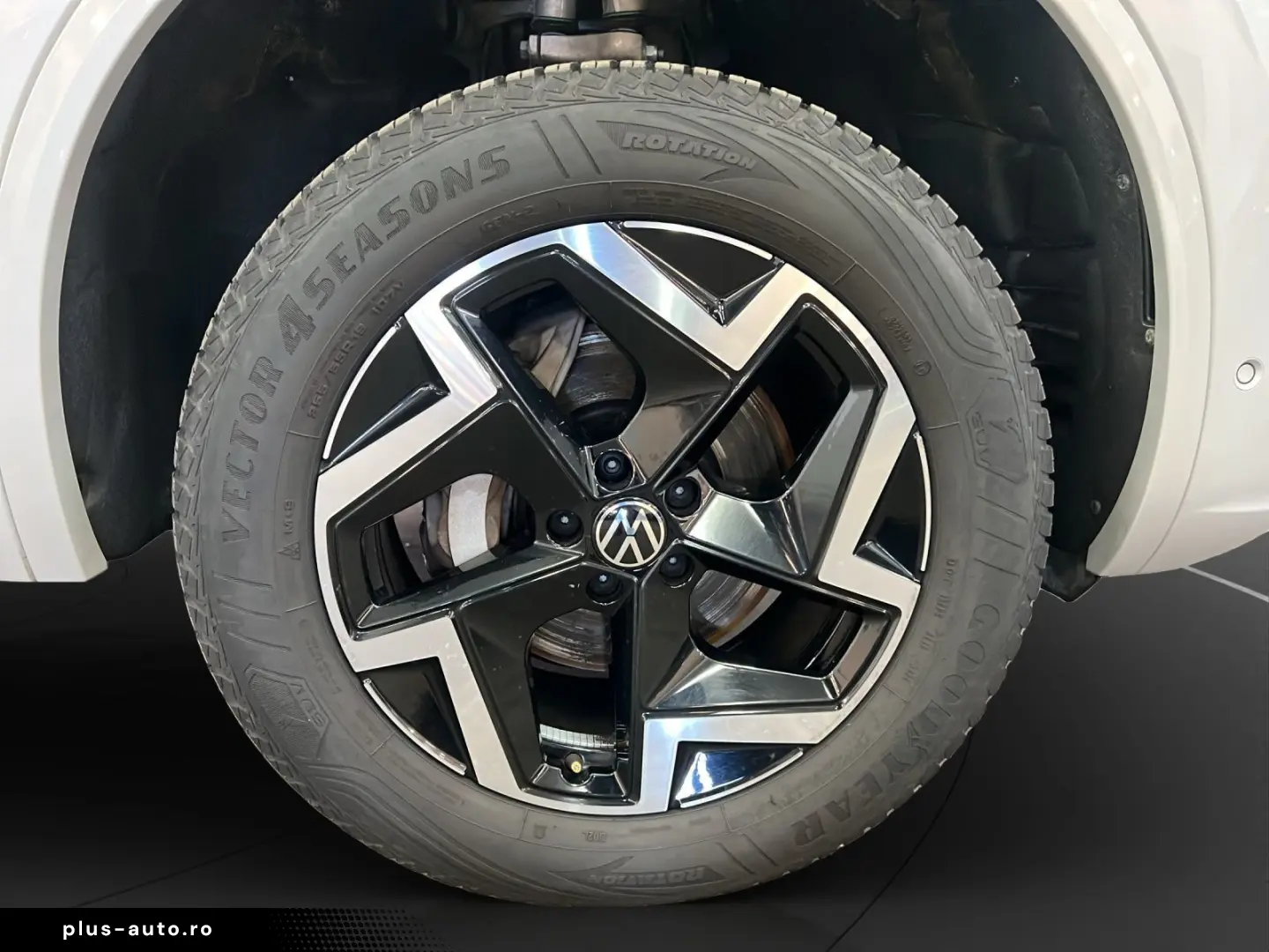 VW Touareg 3.0 TDI V6 4M R-Line AHK Matrix LM 19  N