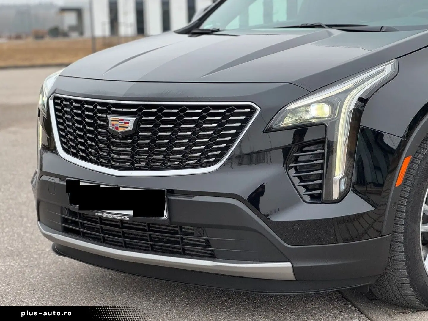 CADILLAC XT4 350T AWD Premium Luxury mit Head-Up-Display