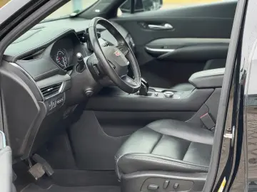 CADILLAC XT4 350T AWD Premium Luxury mit Head-Up-Display