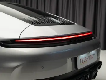 PORSCHE 911 992 CARRERA 4 GTS